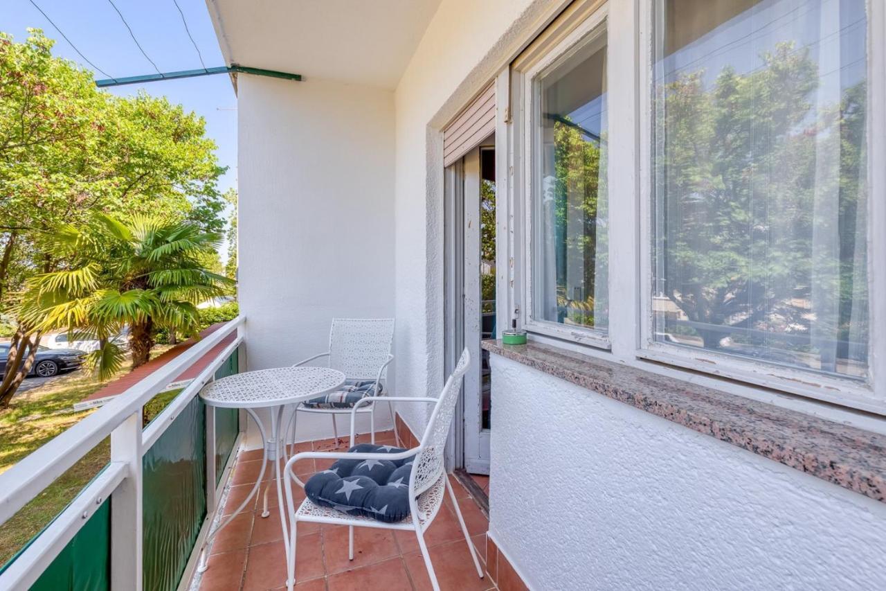 Apartment Gaby With Balcony ポレッチ エクステリア 写真